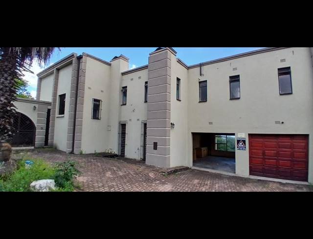 4 BEDROOM HOUSE FOR SALE IN ONTDEKKERSPARK